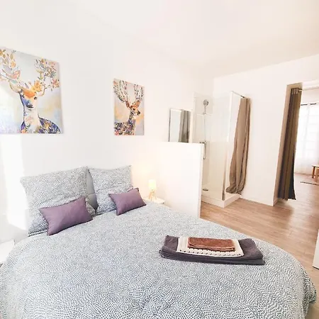 Le Valmy #3 - Cosy Studio - *